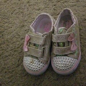 Kids shoes they light up